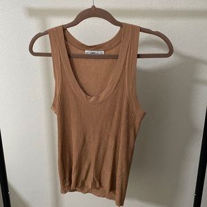 Nude tank